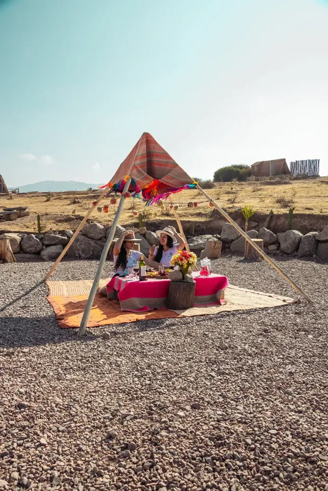 Caminata y picnic con llamas en Cusco