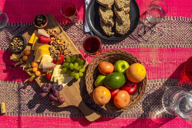 Llama Picnic, Maras & Moray
